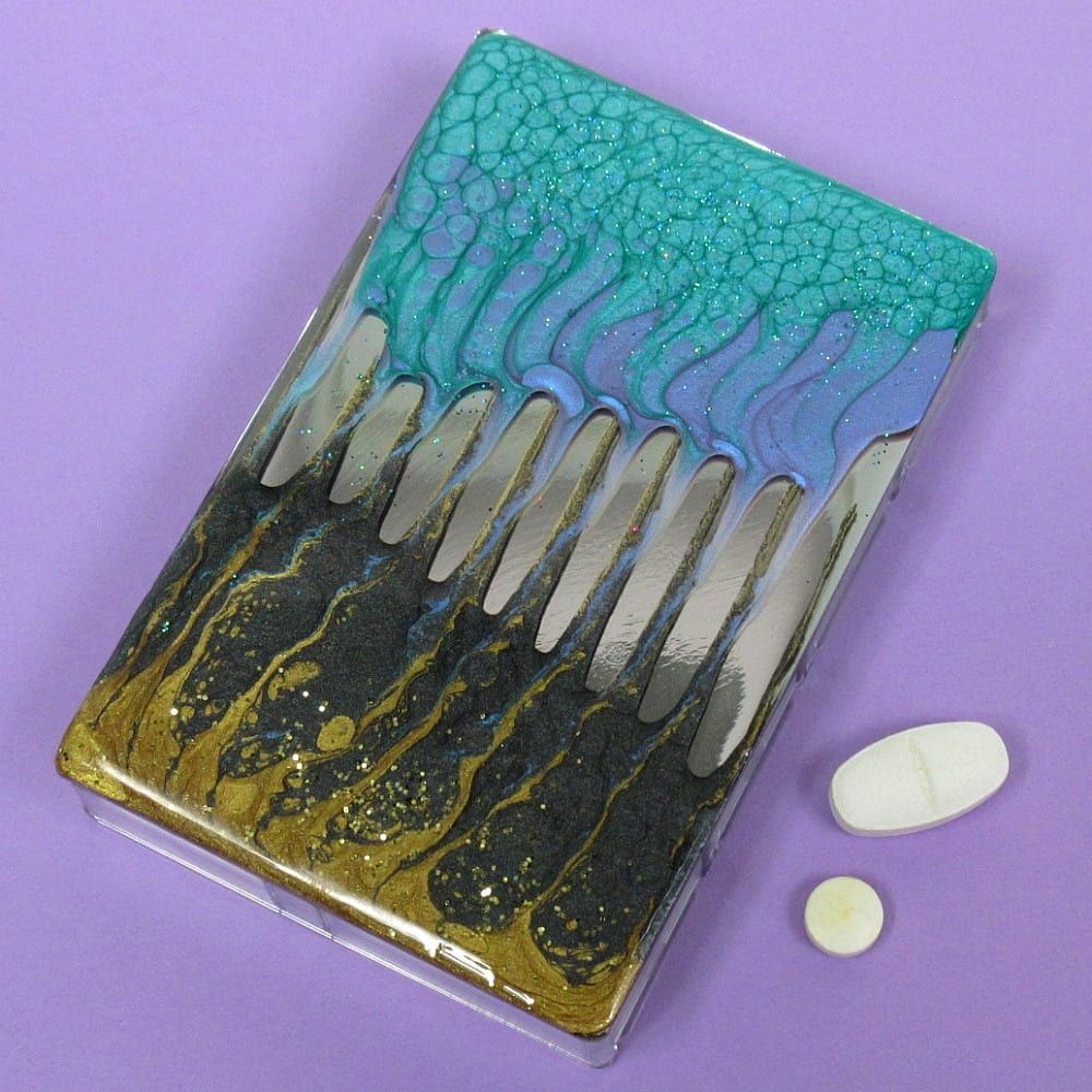 Aqua Mirrored Trees 7-dose pillbox