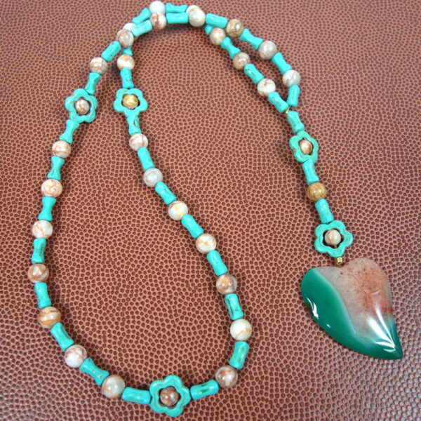 Turquoise Tan Agate Heart Prayer Bead Necklace