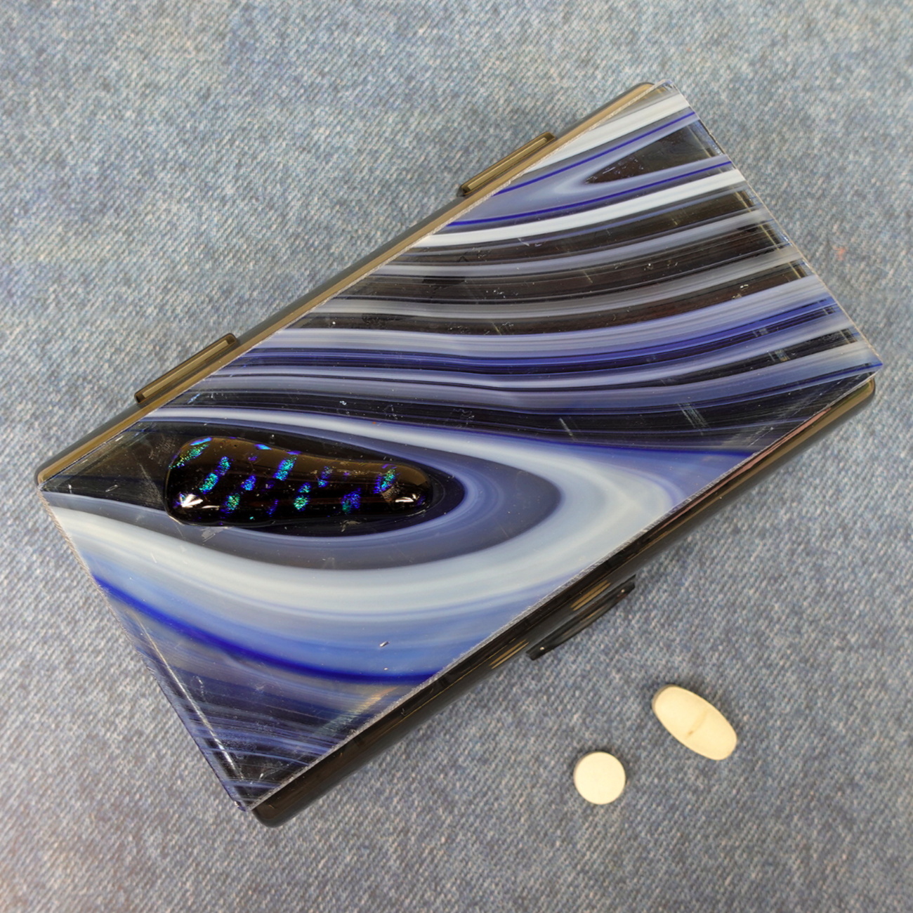P-20-008 Blue Asteroid 14-dose Pill Pod Box